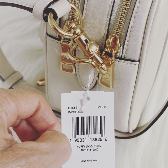 New💃Coach Jes Crossbody With Linear Quilting - Picture 11 of 11